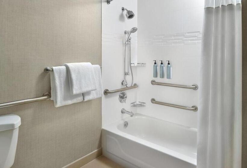 Студио Стандарт Кровать Кинг, Residence Inn Asheville Biltmore