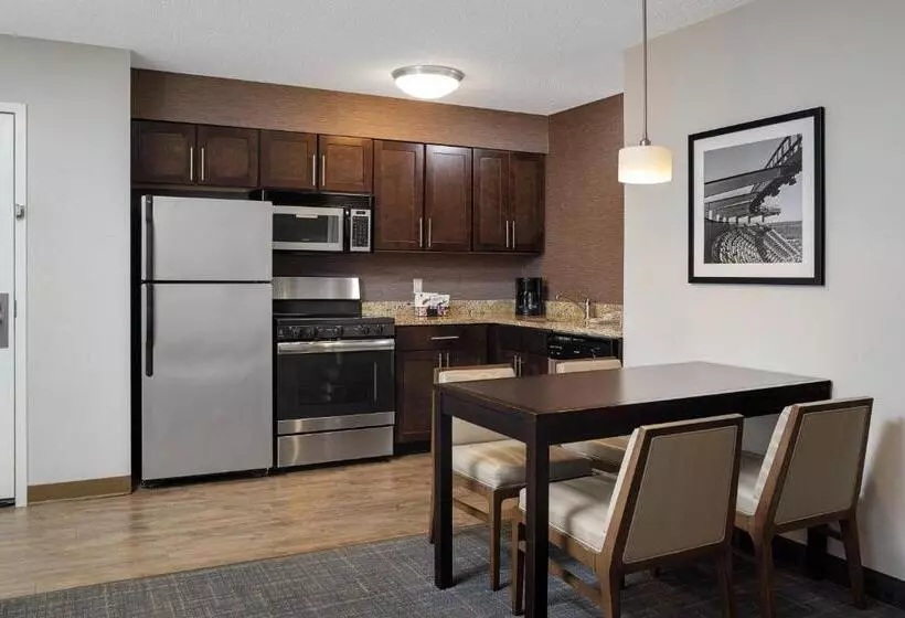 استودیوی استاندارد, Residence Inn Boston Foxborough