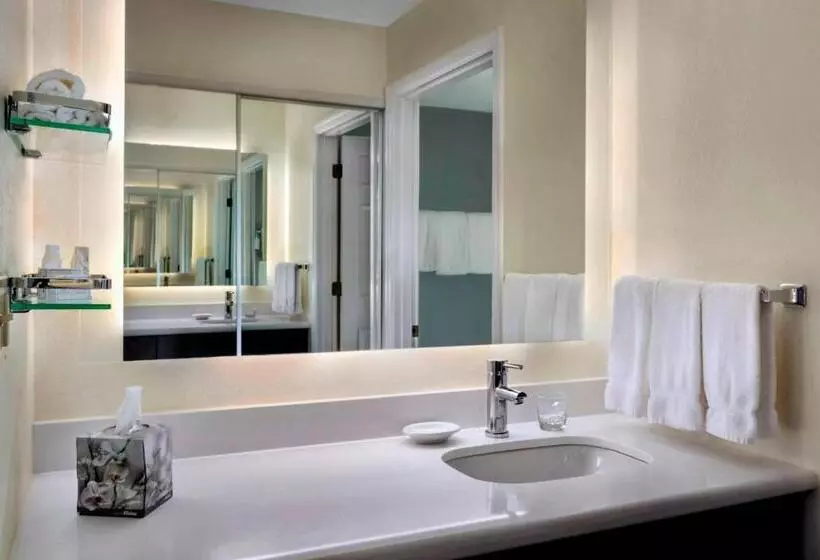 スタンダードスタジオ, Residence Inn Pittsburgh Cranberry Township