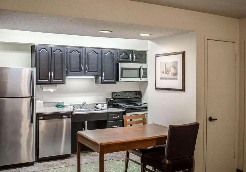 جناح سرير كينج, Surestay Studio By Best Western Pensacola