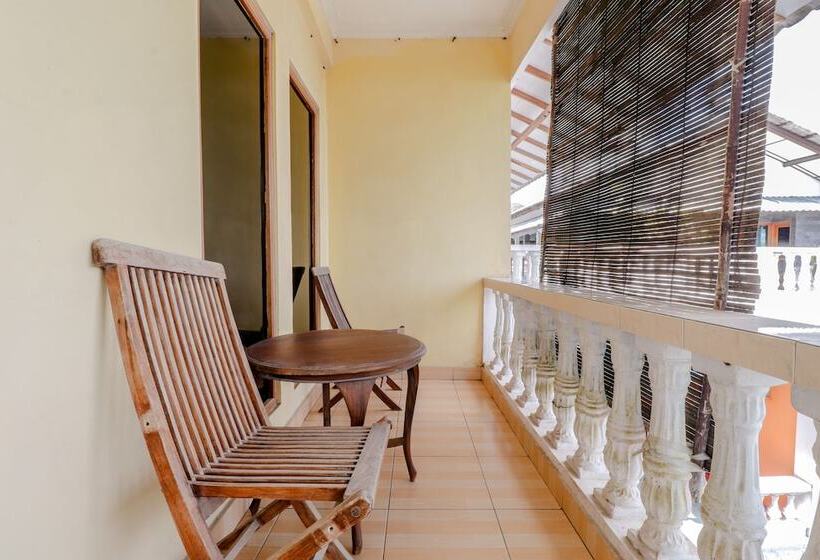 デラックスルーム, Adinda Beach Hotel And Villa