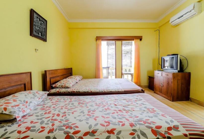 デラックスルーム, Adinda Beach Hotel And Villa