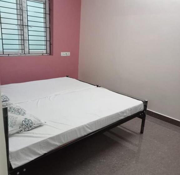 Superior-huone, Allamanda Abode