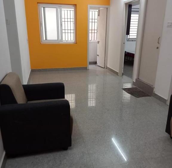 Apartament Rodzinny, Allamanda Abode