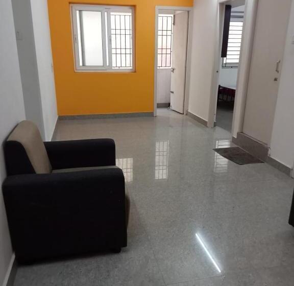 Apartament Rodzinny, Allamanda Abode
