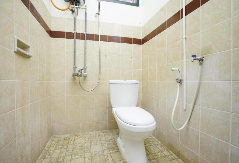 חדר דלוקס, Oyo 2004 Penginapan Bidara Syariah