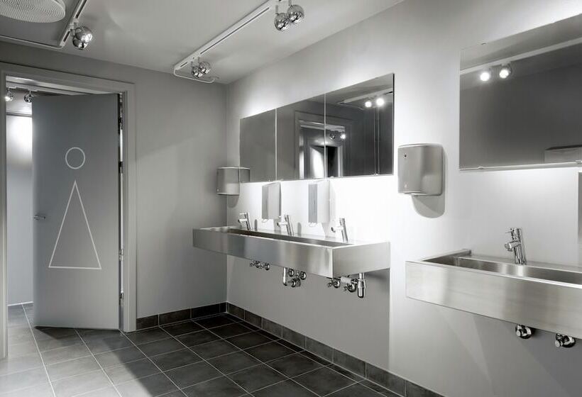 Кровать в Общей Комнате, Book1 By Brøchner Hotels