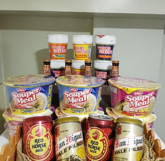 اتاق استاندارد چهار تخته, The Leaf House