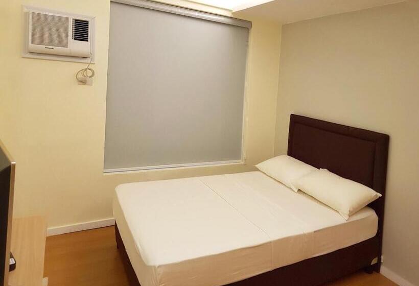 اتاق اکونومی, The Leaf House