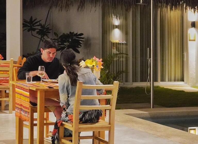 Дом 1 Спальня, Vikara