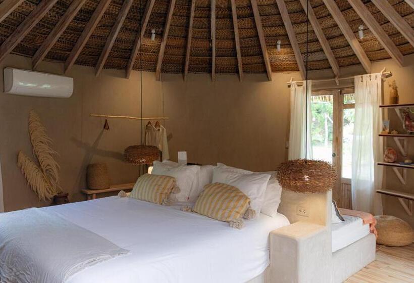 ガーデンビューのスタンダードバンガロー, La Fragata