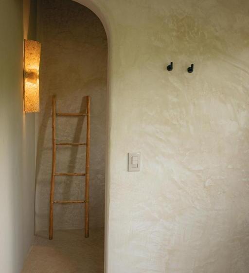 スタンダードトリプルルーム, La Fragata