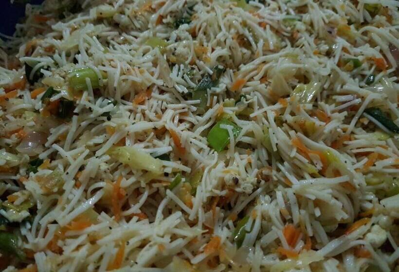 Deluxe Rum, Walkers Hostel