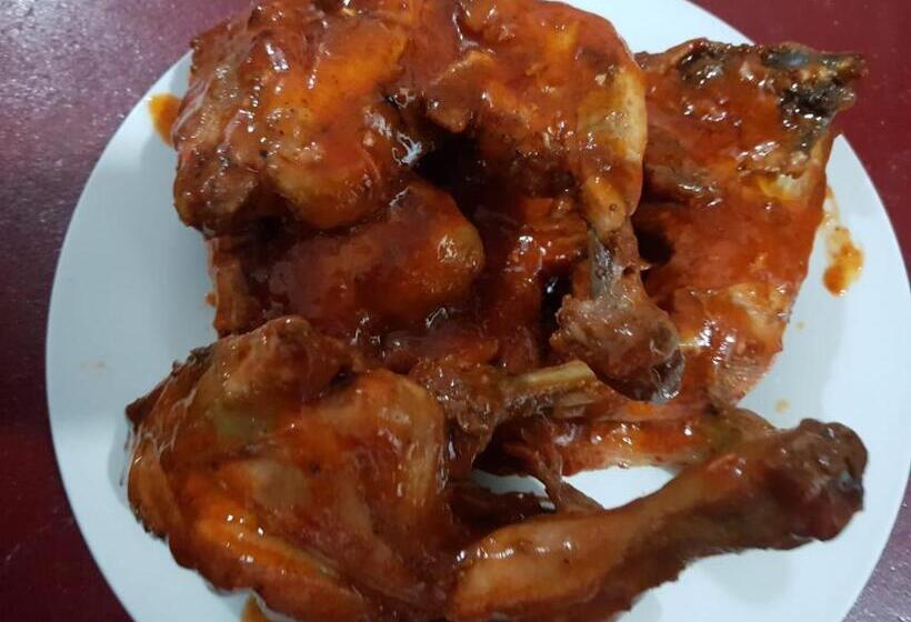 Deluxe Rum, Walkers Hostel