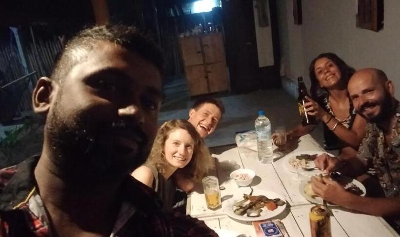 Deluxe Rum, Walkers Hostel