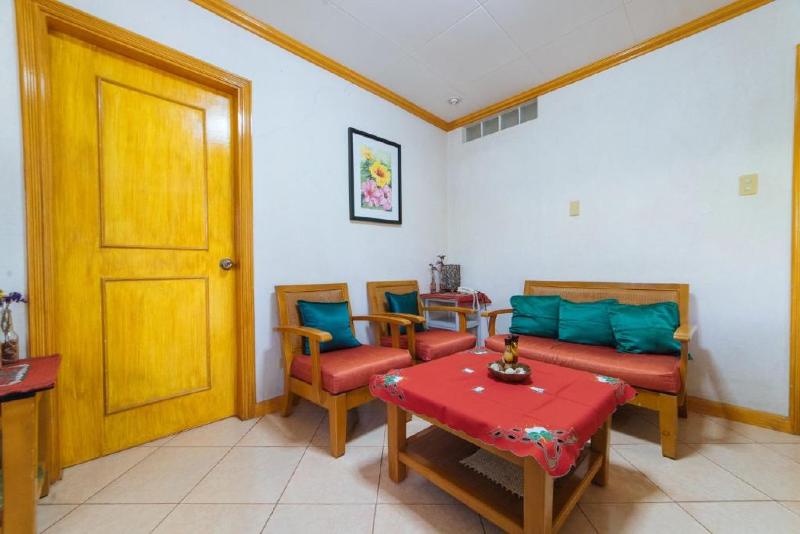 سوییت, Reddoorz @ Arimbay Legazpi City