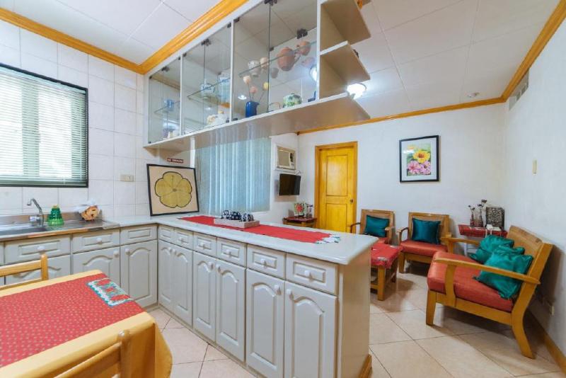 سوییت, Reddoorz @ Arimbay Legazpi City