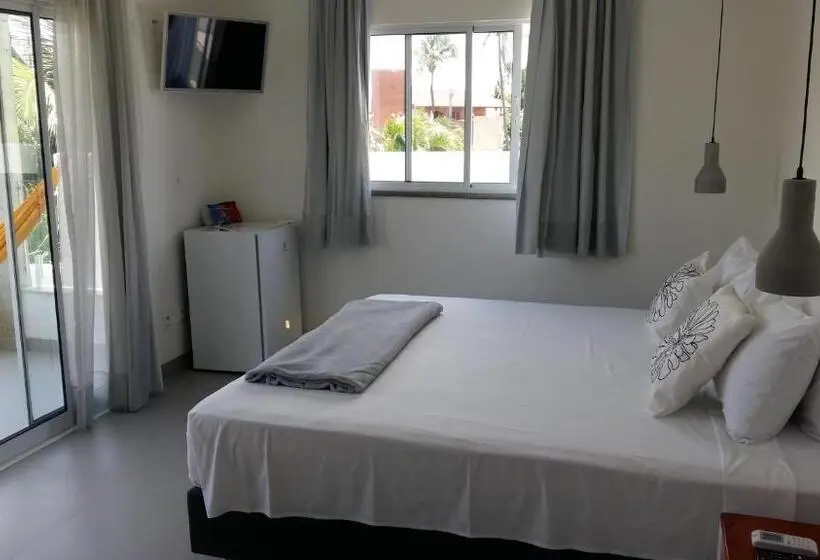 Deluxe Kolmen Hengen Huone, Kitebar