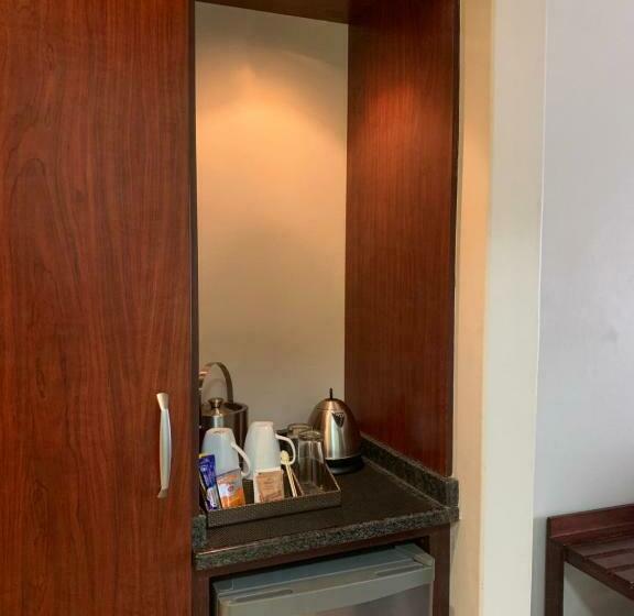 Номер Стандарт, Royal