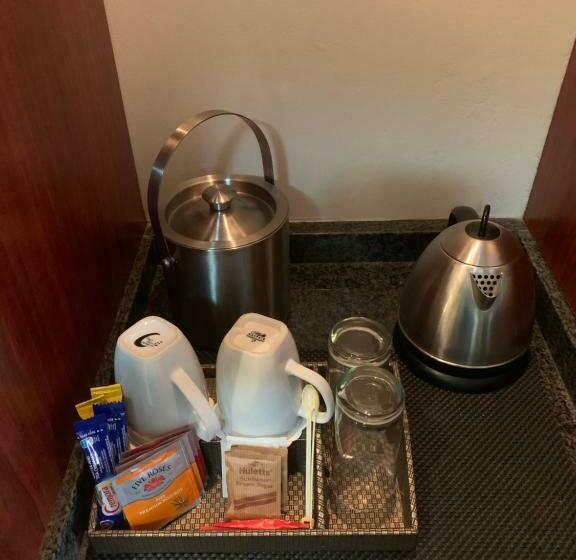 Номер Стандарт, Royal