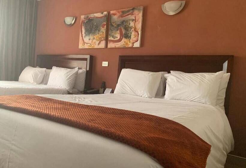 Номер Стандарт, Royal