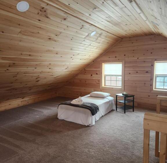 بنجلو قياسى غرفتين نوم, Presidential Mountain Resort