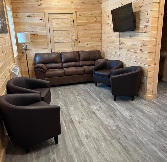 بنجلو ديلوكس, Presidential Mountain Resort