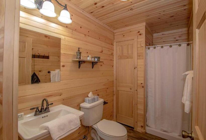 بنجلو قياسى, Presidential Mountain Resort