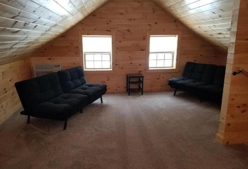 بنجلو ديلوكس, Presidential Mountain Resort