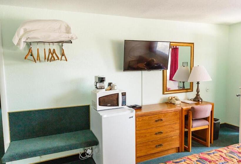 جناح عائلي, Safari Inn