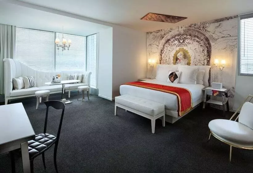 سوییت, Sahara Las Vegas