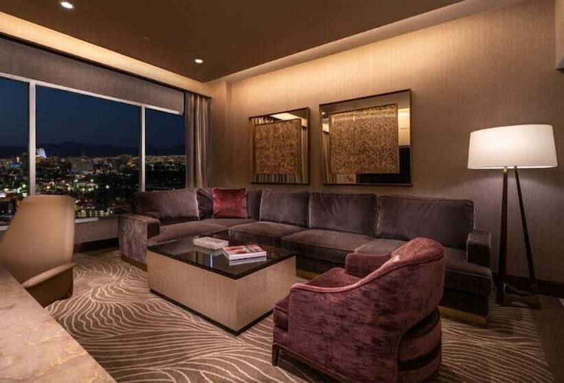 سوییت, Sahara Las Vegas