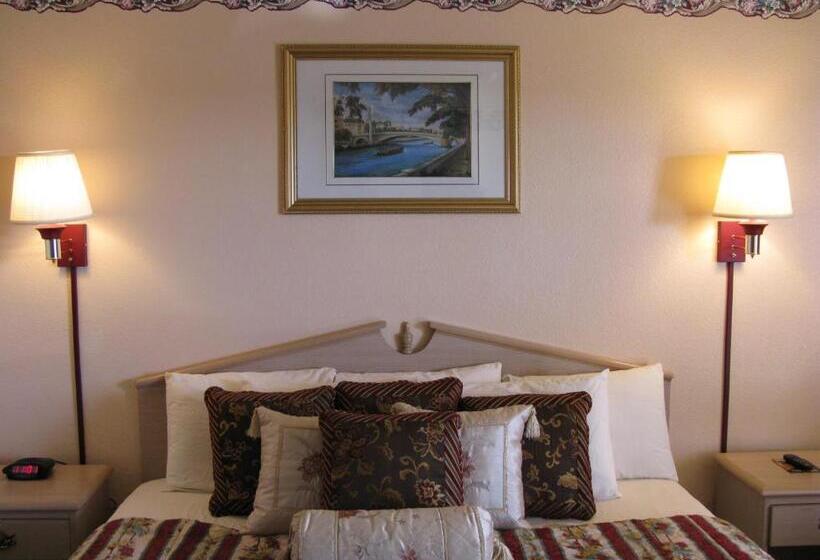 스탠다드 룸 킹사이즈 침대, Seminole Inn