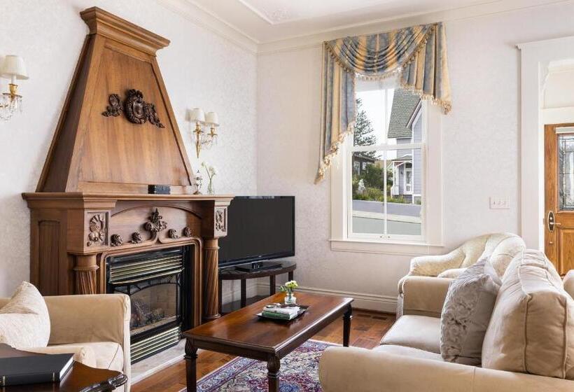 סוויטת 2 חדרי שינה, Seven Gables Inn On Monterey Bay, A Kirkwood Collection