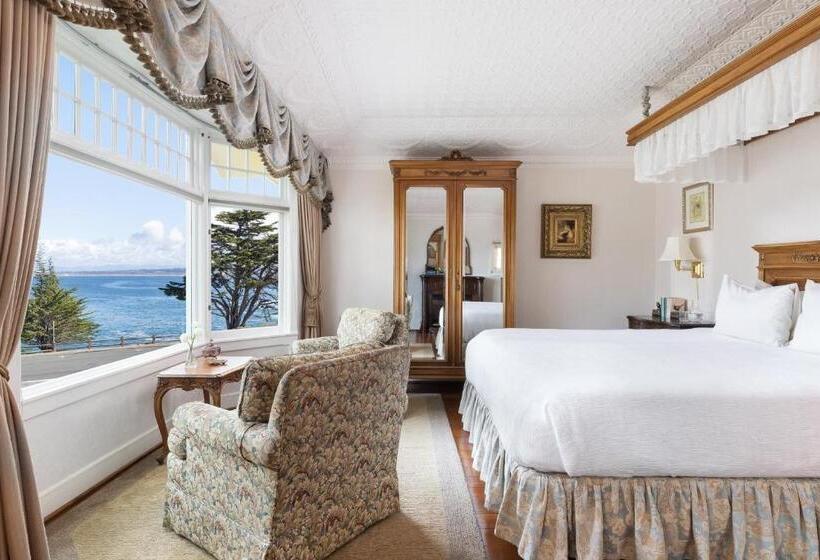 디럭스 룸 킹사이즈 침대, Seven Gables Inn On Monterey Bay, A Kirkwood Collection