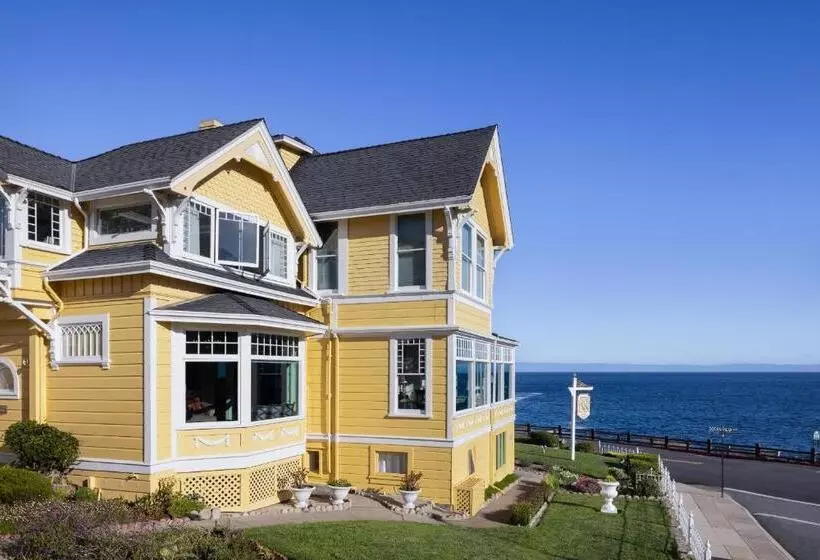 اتاق استاندارد با چشم‌انداز دریا, Seven Gables Inn On Monterey Bay, A Kirkwood Collection