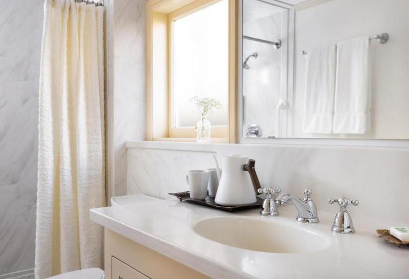 스탠다드 룸, Seven Gables Inn On Monterey Bay, A Kirkwood Collection