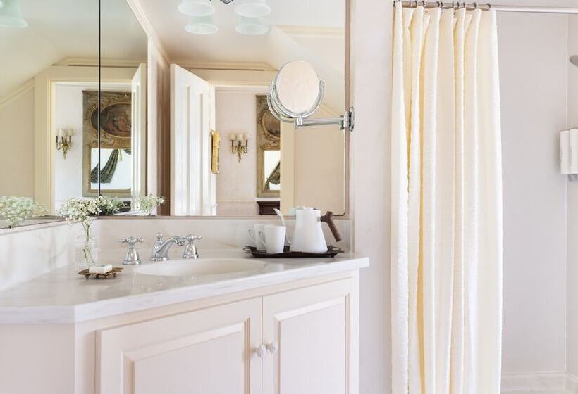 חדר דלוקס נוף לים, Seven Gables Inn On Monterey Bay, A Kirkwood Collection