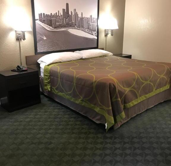 스탠다드 룸 킹사이즈 침대, Super 8 By Wyndham Taylorville Il