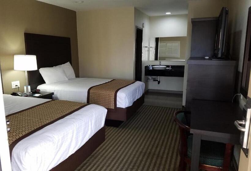 Номер Стандарт 2 Двуспальные Кровати, Days Inn By Wyndham El Centro
