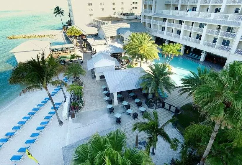 ２ダブルベッドのスタンダードルーム, Shephard S Beach Resort