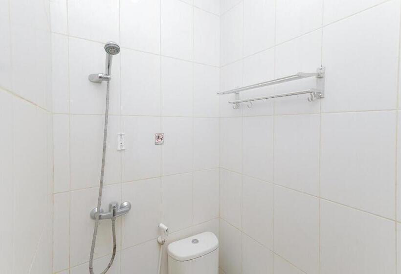 اتاق اکونومی, Reddoorz Near Bg Junction Surabaya