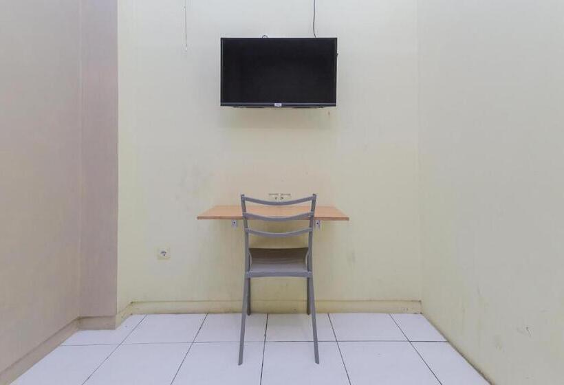 חדר דלוקס, Reddoorz Near Bg Junction Surabaya