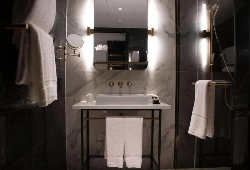 اتاق سوپریور, The Guardsman Preferred Hotels And Resorts