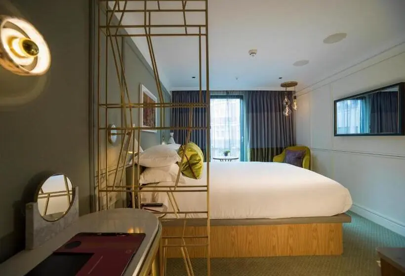 اتاق لوکس, The Guardsman Preferred Hotels And Resorts