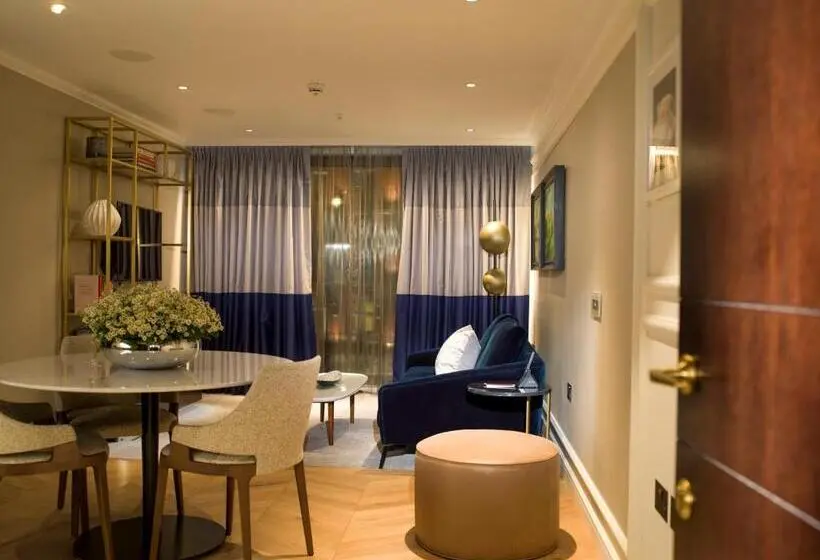 سوییت, The Guardsman Preferred Hotels And Resorts