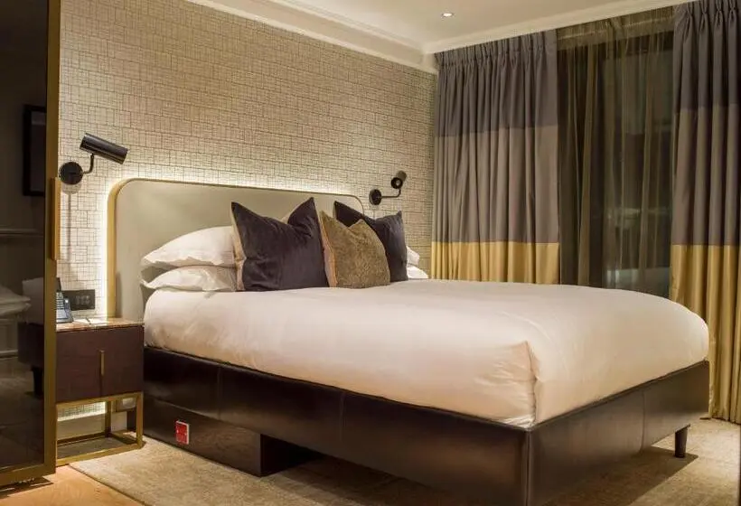 سوییت, The Guardsman Preferred Hotels And Resorts