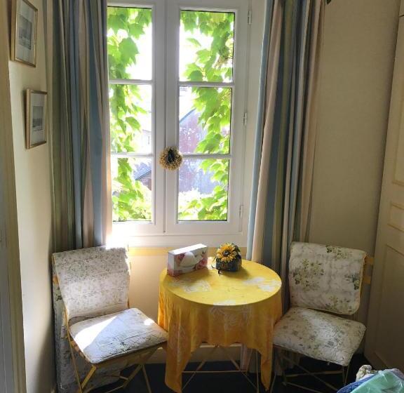 ガーデンビュースタンダードルーム, Les Chambres D Hôtes Le Val D Honfleur
