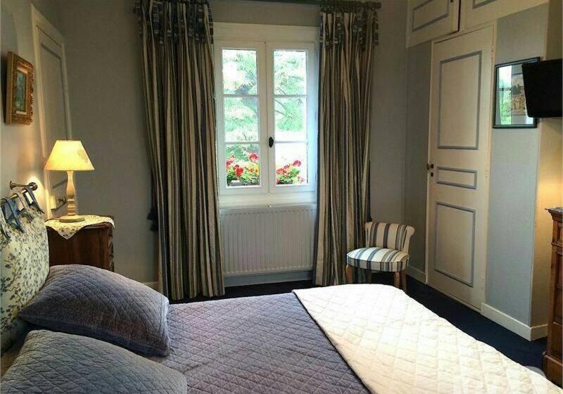 Трехместный Номер Стандарт Вид на Сад, Les Chambres D Hôtes Le Val D Honfleur