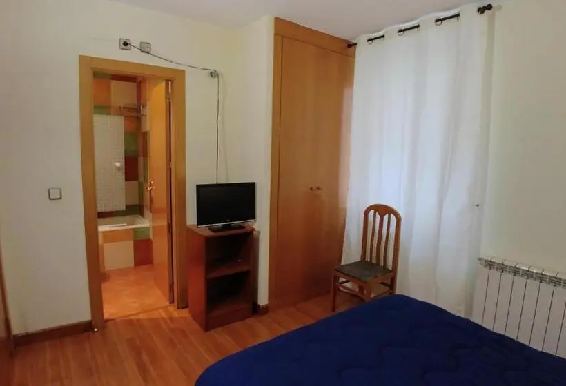 Habitación Estàndard Individual, Hostal Prada Borges